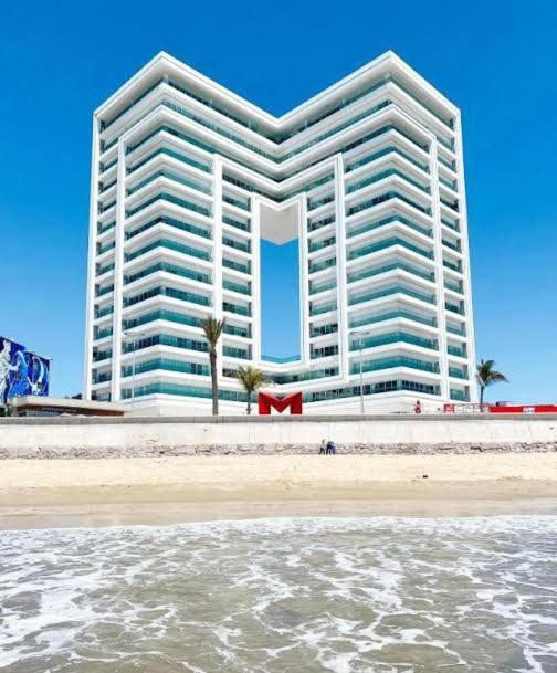 Condominio Torre Eme Frente Al Malecon Vista A La Ciudad Con Alberca Y Algo Al Mar Gimnacio Mazatlán Exteriör bild